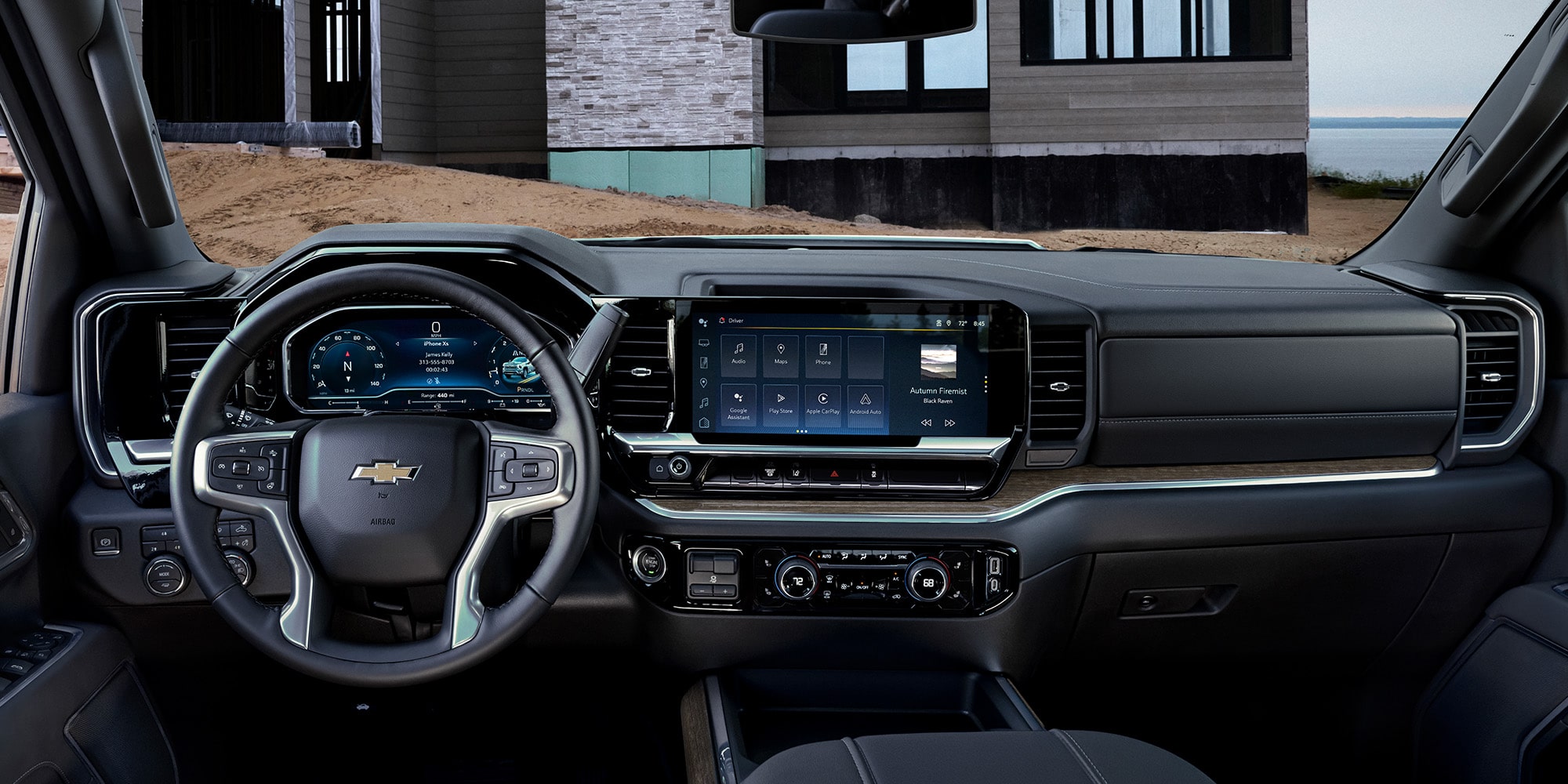 The dashboard of a Chevrolet Silverado