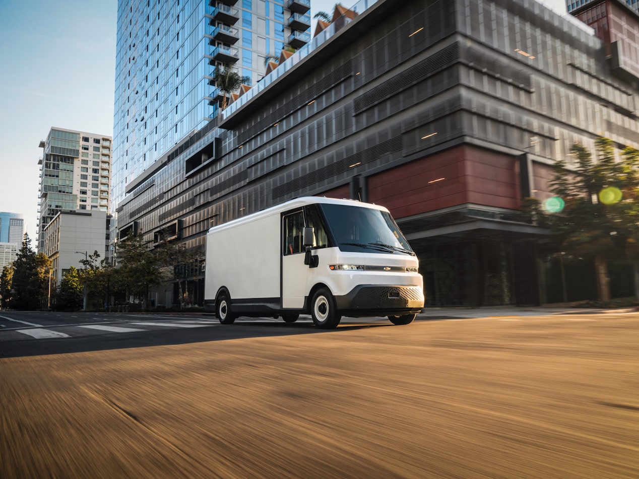 A 2025 BrightDrop driving down a city street.
